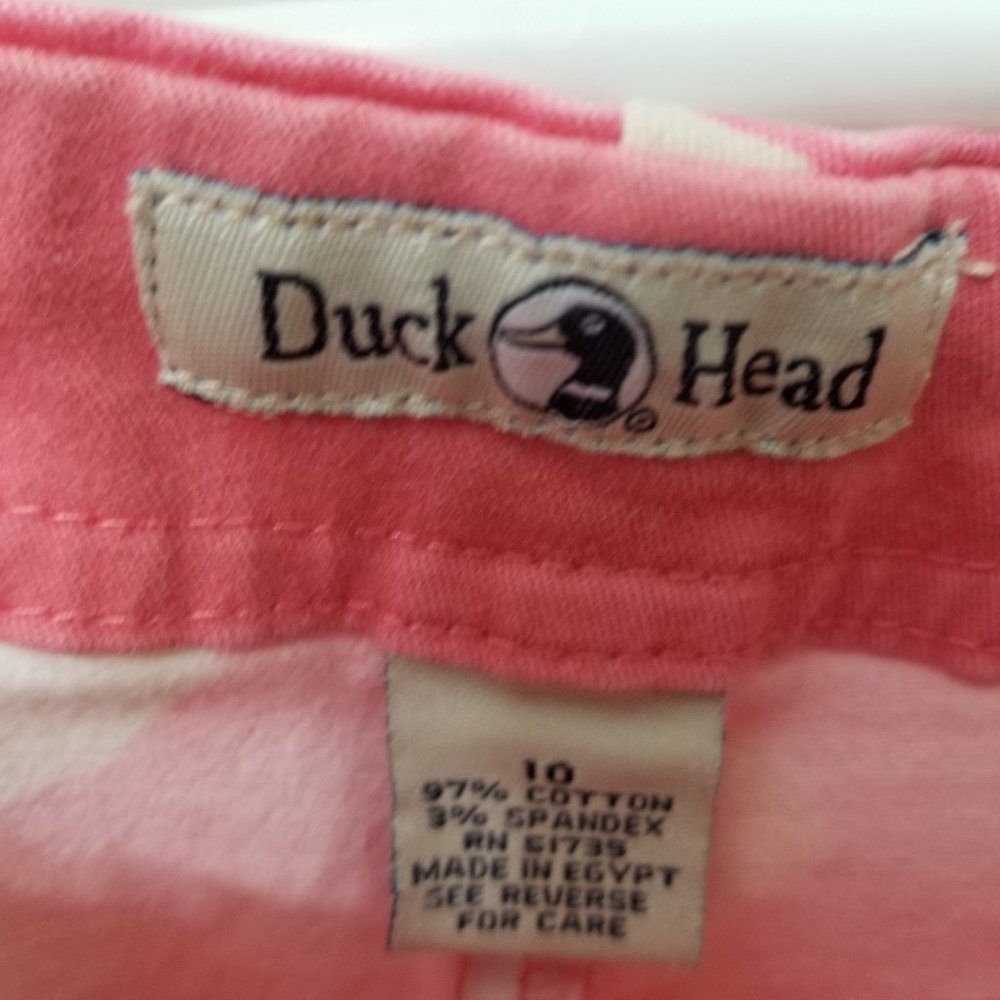 pink Duck Head capri pants w tropical flowers - Picture 3 of 4